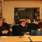 ...  bilinu 20 - 30 manns mttu  fundinn