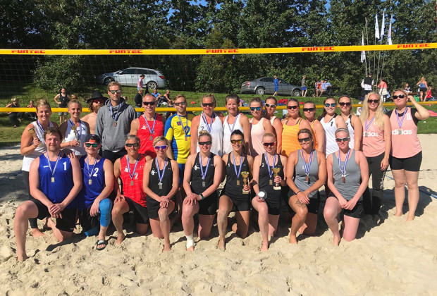 Skemmtimt KA  strandblaki  fimmtudaginn