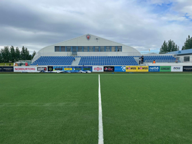 2 dagar  fyrsta leik | Hva segja srfringarnir um KA?