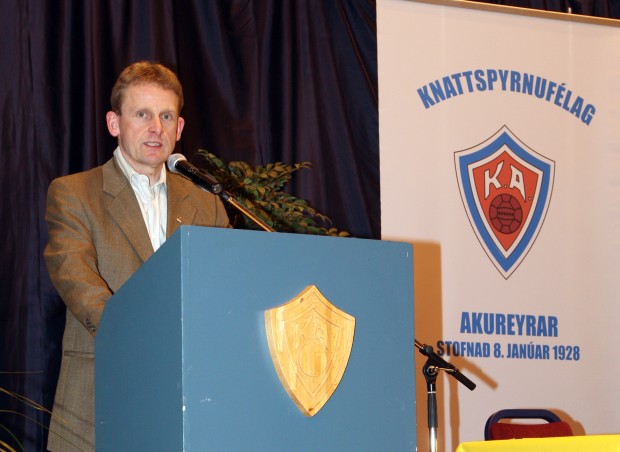 rni Jhannsson, fyrrverandi formaur KA, er ltinn.