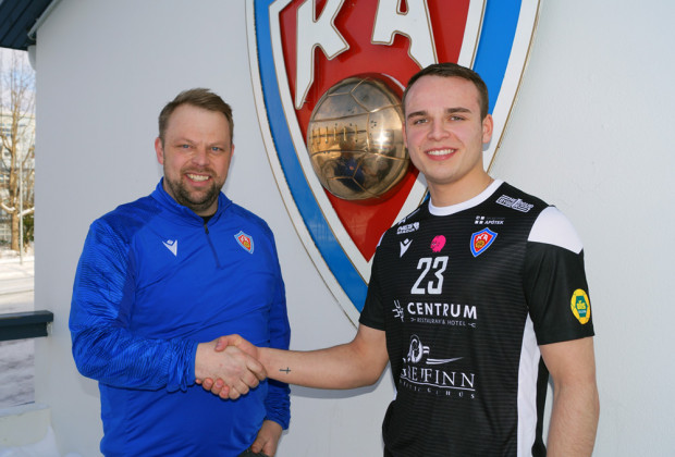Bruno Bernat framlengir um 2 r!