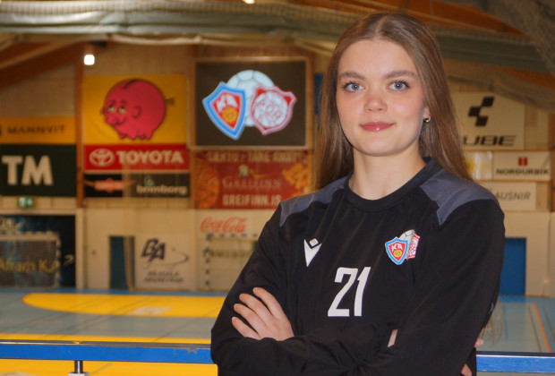 Elsa Bjrg framlengir vi KA/r
