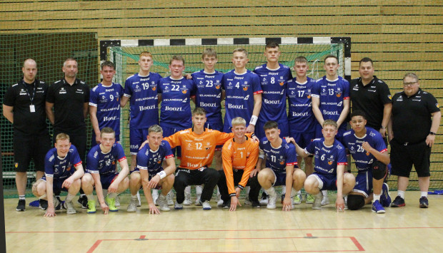 Frbr rangur hj KA-strkum  U17