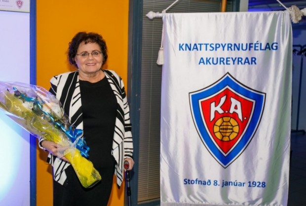 Kveja fr frfarandi formanni