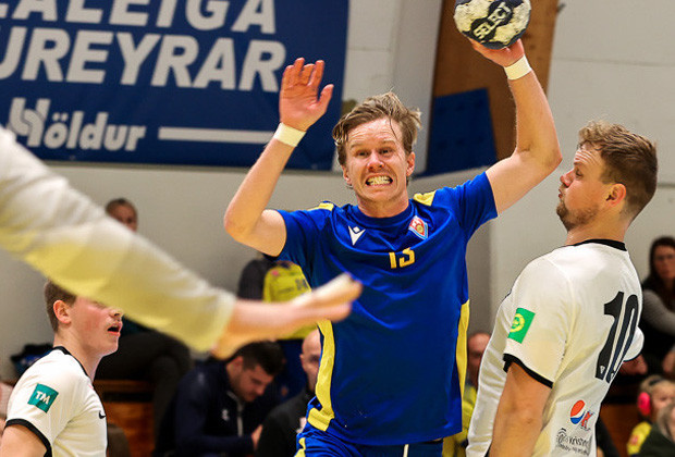 Myndaveisla fr fyrsta heimaleiknum
