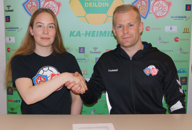 Nu leikmenn framlengja vi KA/r