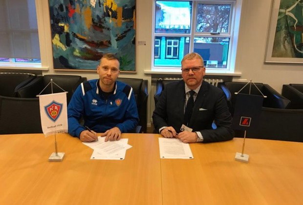 Landsbankinn framlengir vi blakdeild KA