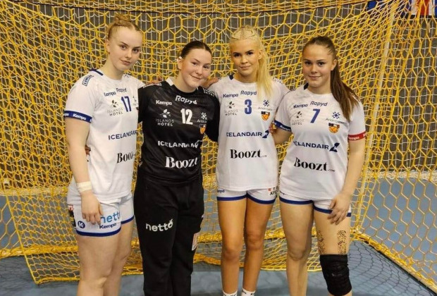 Fimm fulltrar KA/rs  Tkklandi