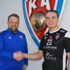 Bruno Bernat framlengir um 2 r!
